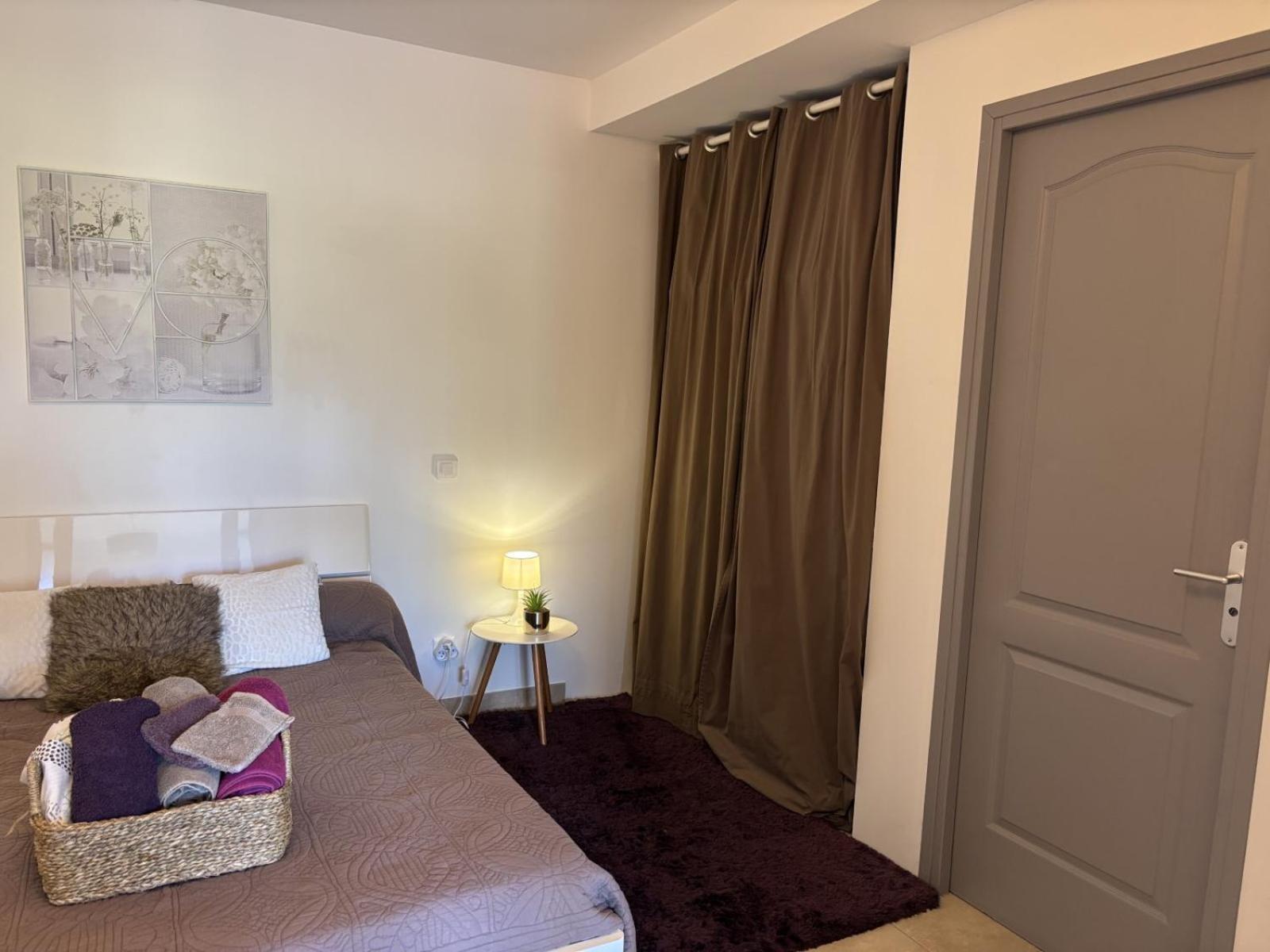 Appartement Romana Puissalicon 34 Extérieur photo