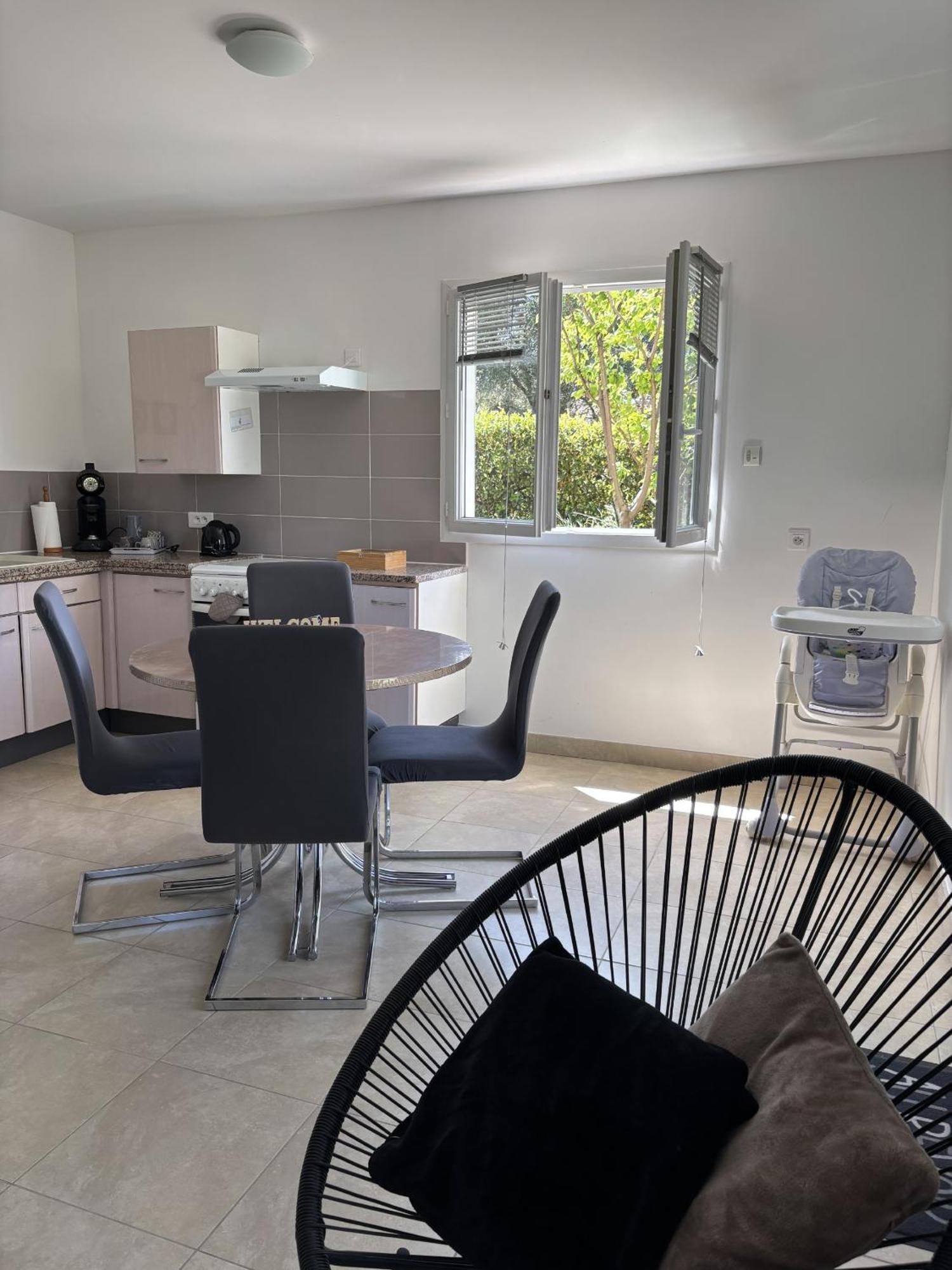 Appartement Romana Puissalicon 34 Extérieur photo
